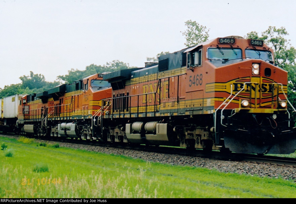 BNSF 5468 West